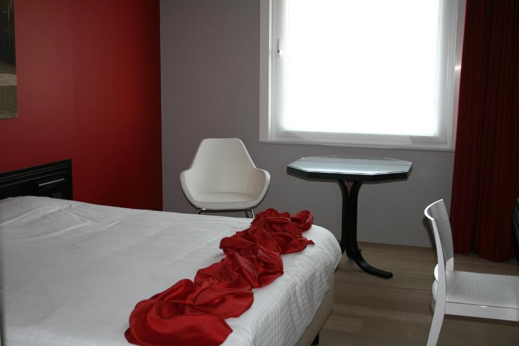 Hotel Shamrock Tielt Phòng bức ảnh